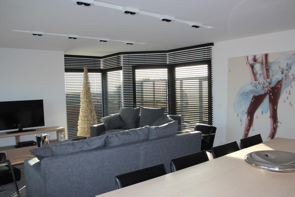 Duplex Penthouse Plaza Lägenhet De Panne Rum bild